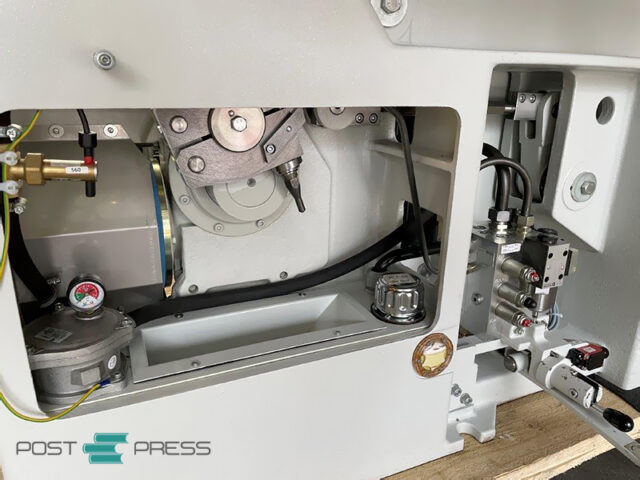 Perfecta 76 TS-E Cutting Area