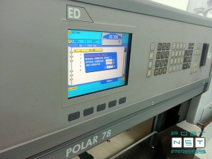 программируемый резальный автомат Polar 78 ED