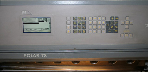 одноножевая бумагорезальная машина Polar 78 ES